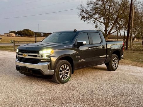 Used 2021 Chevrolet Silverado 1500 LT w/ Texas Edition Plus image 3