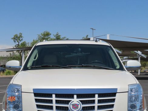 Used 2008 Cadillac Escalade AWD image 33