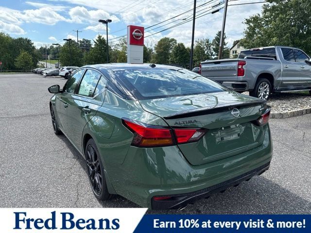 New 2026 Nissan Altima 2.5 SR w/ SR Midnight Edition Package FWD image 6