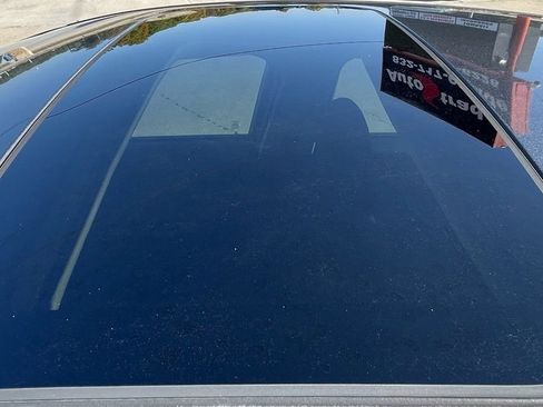 Used 2017 Ford Focus SEL image 8