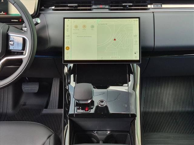 New 2027 Land Rover Range Rover Sport SE AWD/4WD image 11