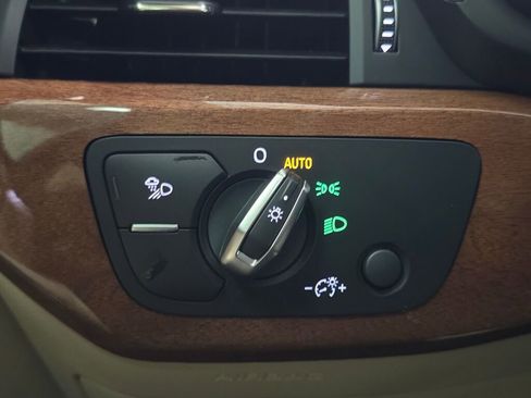 Used 2023 Audi A4 2.0T Premium w/ Convenience Package image 36