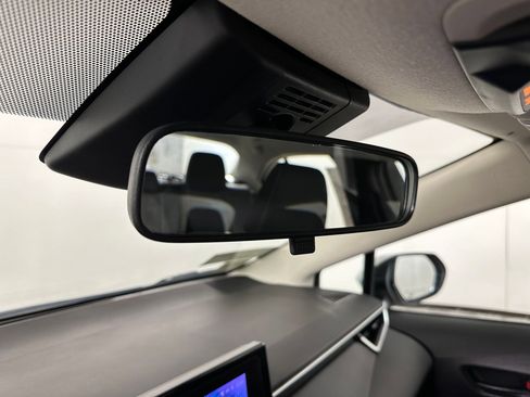 Used 2023 Toyota Corolla LE image 17