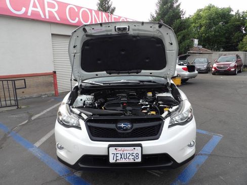 Used 2014 Subaru Crosstrek 2.0i Premium w/ Moonroof Package image 13