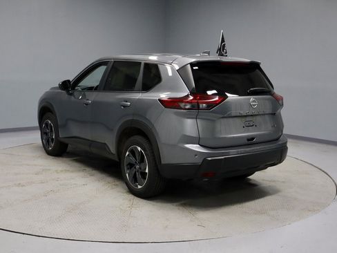 Certified 2024 Nissan Rogue SV image 11