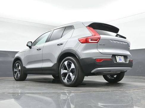 Used 2024 Volvo XC40 B5 Plus w/ Protection Package Premier AWD/4WD image 16