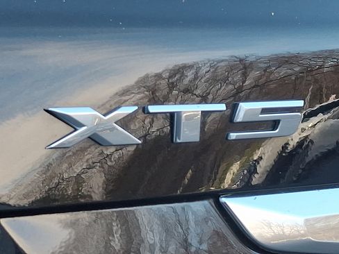 Certified 2023 Cadillac XT5 Luxury image 36