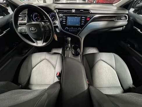 Certified 2018 Toyota Camry LE image 24
