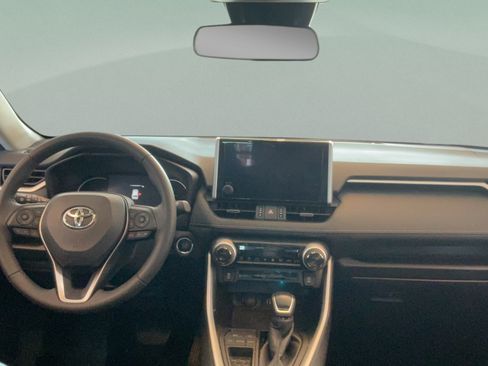 Certified 2025 Toyota RAV4 XLE Premium FWD image 32