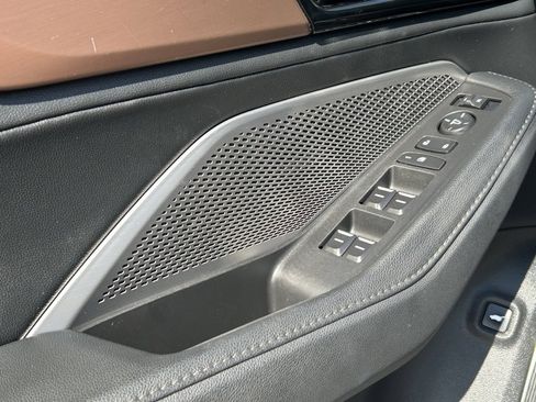 Used 2022 Acura MDX SH-AWD image 11