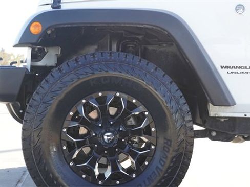 Used 2018 Jeep Wrangler Unlimited Sport S image 5