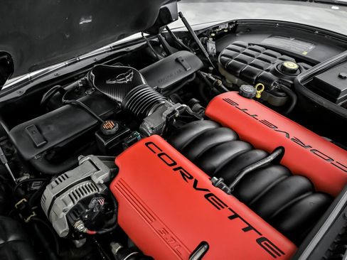 Used 2003 Chevrolet Corvette Z06 w/ Memory Package, 3 Drivers image 17