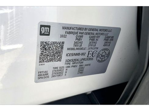 Used 2023 GMC Yukon Denali Ultimate AWD/4WD image 32