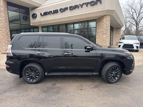 Used 2023 Lexus GX 460 Premium w/ Premium Plus Package image 2