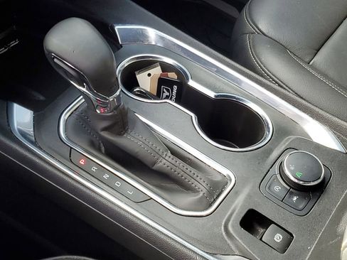 Used 2023 Chevrolet Traverse LT w/ Midnight/Sport Edition image 20