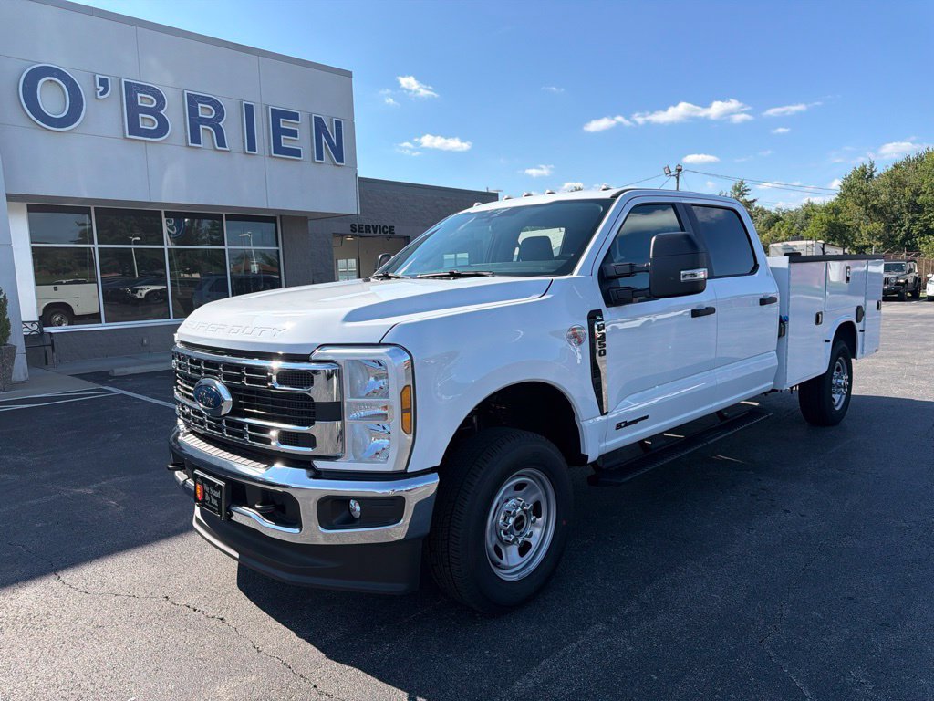 New 2026 Ford F350 XL w/ XL Chrome Package AWD/4WD image 1