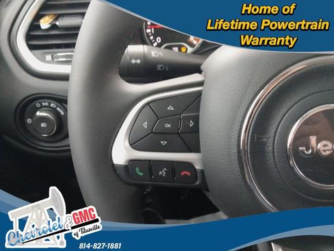 Used 2021 Jeep Renegade Latitude image 16