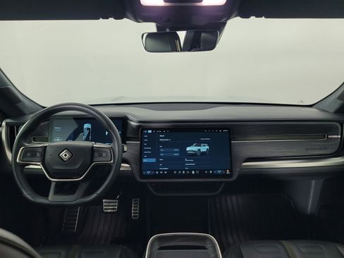 Used 2023 Rivian R1S Adventure image 27