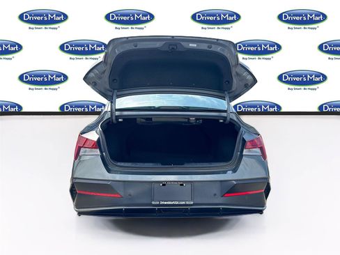 Used 2024 Hyundai Elantra Limited FWD image 27