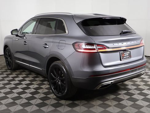 Used 2021 Lincoln Nautilus Reserve w/ Monochromatic Package image 12