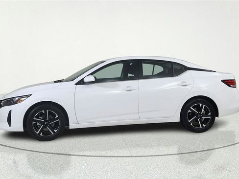 Certified 2025 Nissan Sentra SV FWD image 3