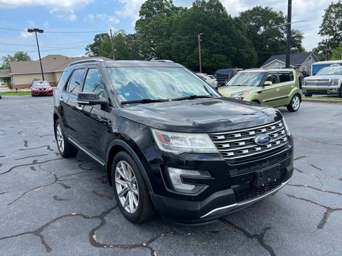 Used 2016 Ford Explorer Limited FWD image 9
