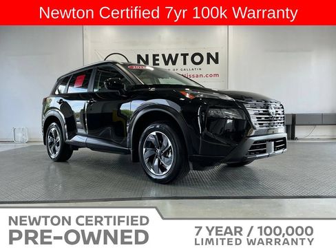 Used 2025 Nissan Rogue SV w/ SV Premium Package FWD image 25