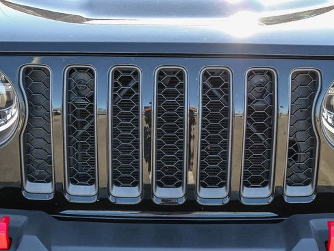 Used 2021 Jeep Gladiator Rubicon image 11