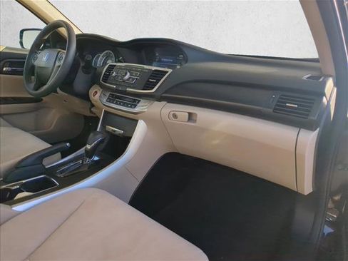 Used 2014 Honda Accord EX image 27