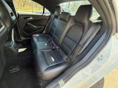 Used 2018 Mercedes-Benz CLA 250 4MATIC image 31