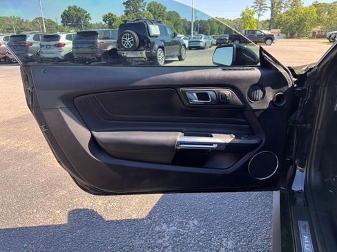 Used 2022 Ford Mustang GT Premium w/ Equipment Group 401A RWD image 13
