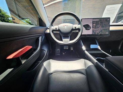Used 2019 Tesla Model 3 Long Range RWD image 4