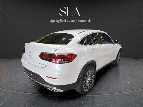 Used 2023 Mercedes-Benz GLC 300 4MATIC Coupe image 4