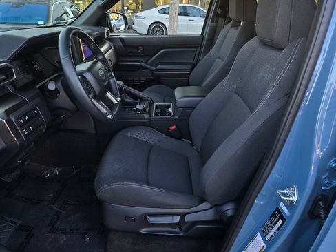 Used 2026 Toyota 4Runner SR5 AWD/4WD image 17