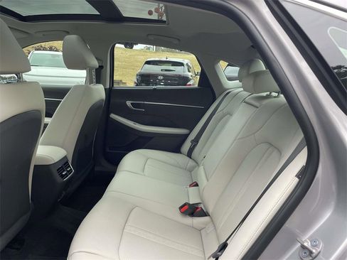 Certified 2023 Hyundai Sonata Limited w/ Cargo Package image 11