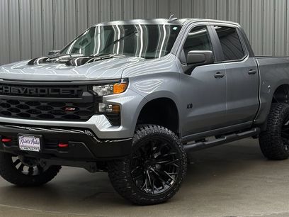 Used 2026 Chevrolet Silverado 1500 Custom Trail Boss w/ LPO, Dark Essentials Package