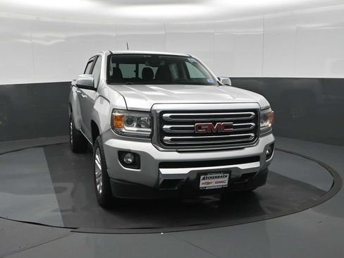 Used 2018 GMC Canyon SLT w/ Driver Alert Package AWD/4WD image 3