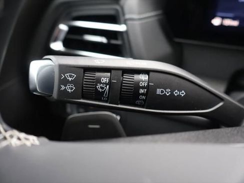 New 2026 Chevrolet Traverse LT w/ Driver Confidence Package image 23