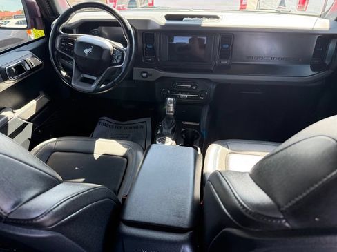 Used 2023 Ford Bronco Black Diamond AWD/4WD image 18