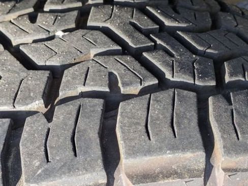 Used 2024 Chevrolet Silverado 3500 W/T image 9