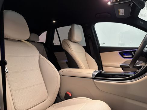 Certified 2026 Mercedes-Benz GLC 300 image 24