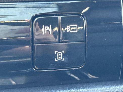 Used 2023 Lincoln Aviator AWD w/ Premium Package image 45