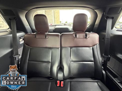 Used 2020 Ford Explorer Platinum w/ Premium Technology Package AWD/4WD image 24