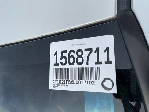 Used 2020 Toyota Avalon Limited w/ Advanced Safety Package FWD image 24