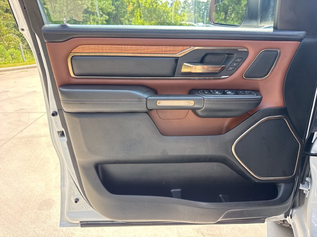 Used 2022 RAM 1500 Limited AWD/4WD image 13