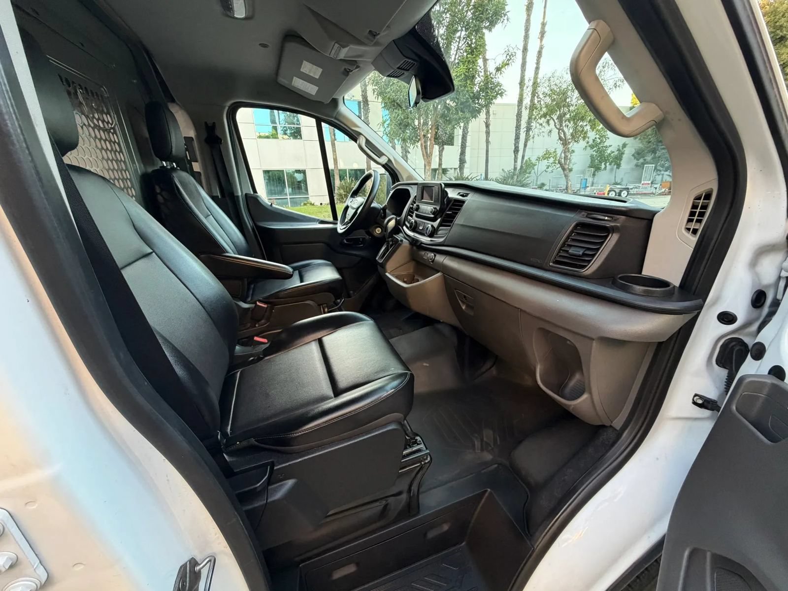 Used 2020 Ford Transit 250 Low Roof RWD image 18