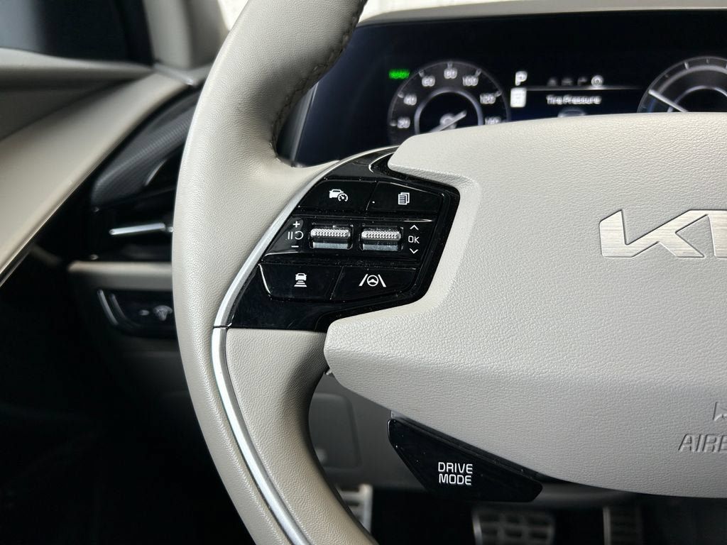 Used 2023 Kia Niro Wave FWD image 15