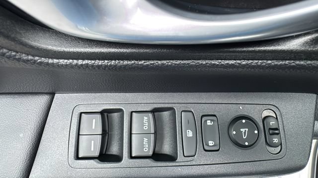Used 2024 Honda CR-V EX image 17