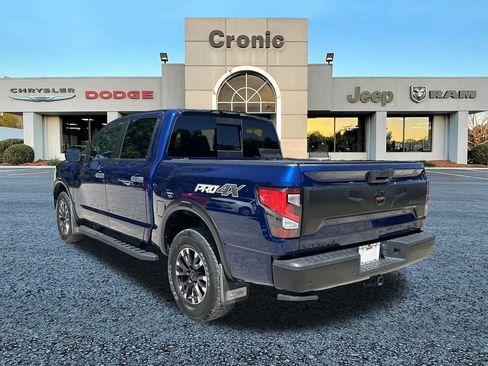 Used 2021 Nissan Titan PRO-4X w/ Pro-4x Convenience Package image 5