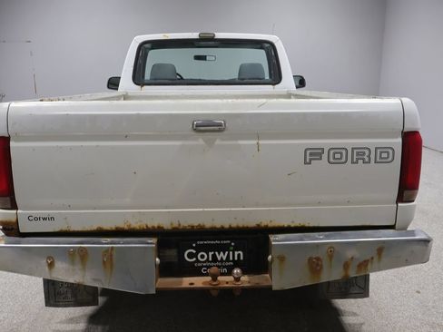 Used 1993 Ford F150 2WD Regular Cab image 9